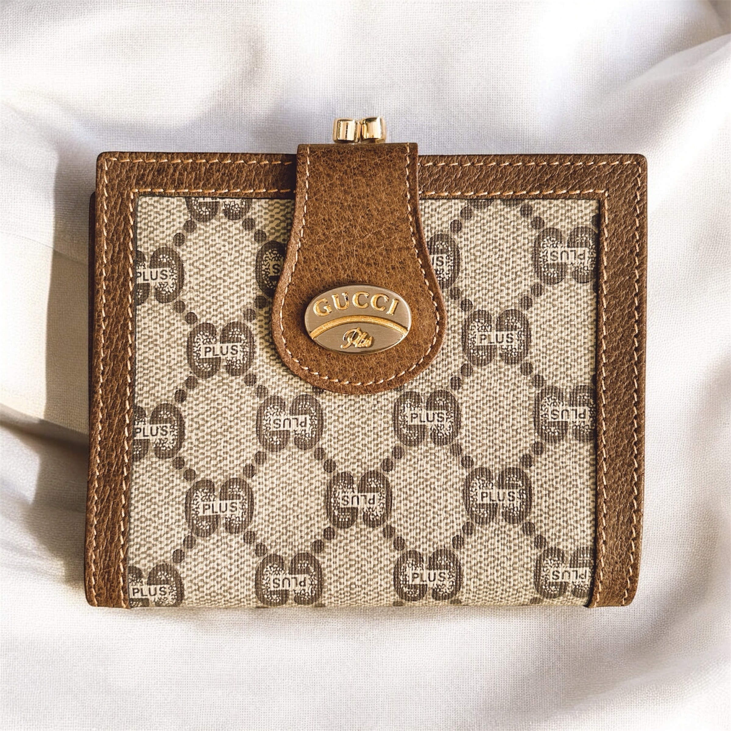 gucci 財布 レディース GG柄 がま口 GUCCI PLUS オールドグッチ