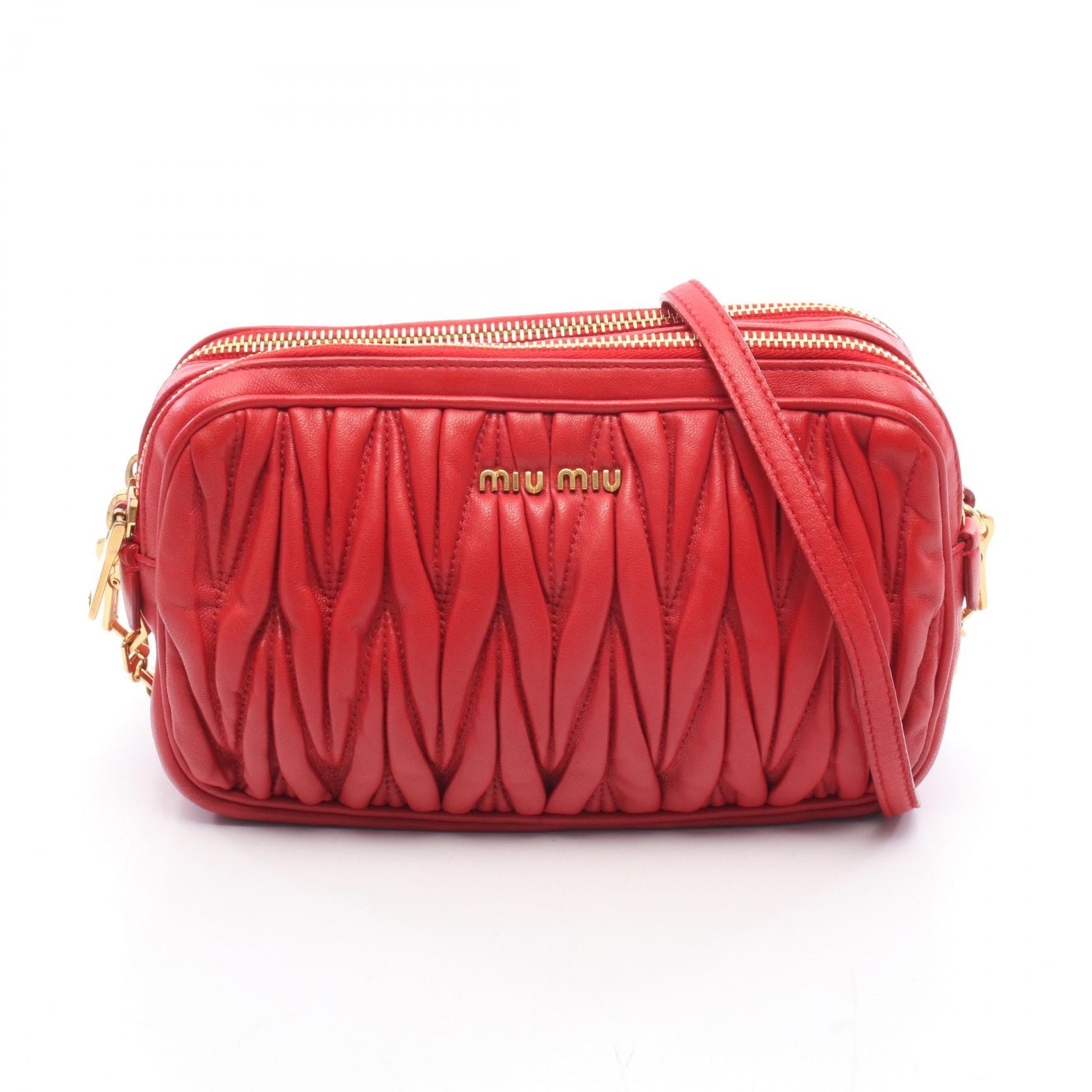 ミュウ ミュウ Miu Miu マテラッセ ショルダーバッグ バッグ ラムスキン(羊革) レディース レッド系 【中古】
