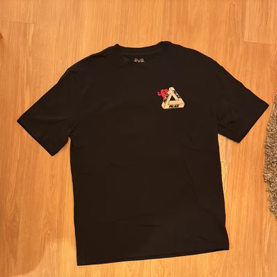 PALACE Tri-Hearts T-Shirt "Black"