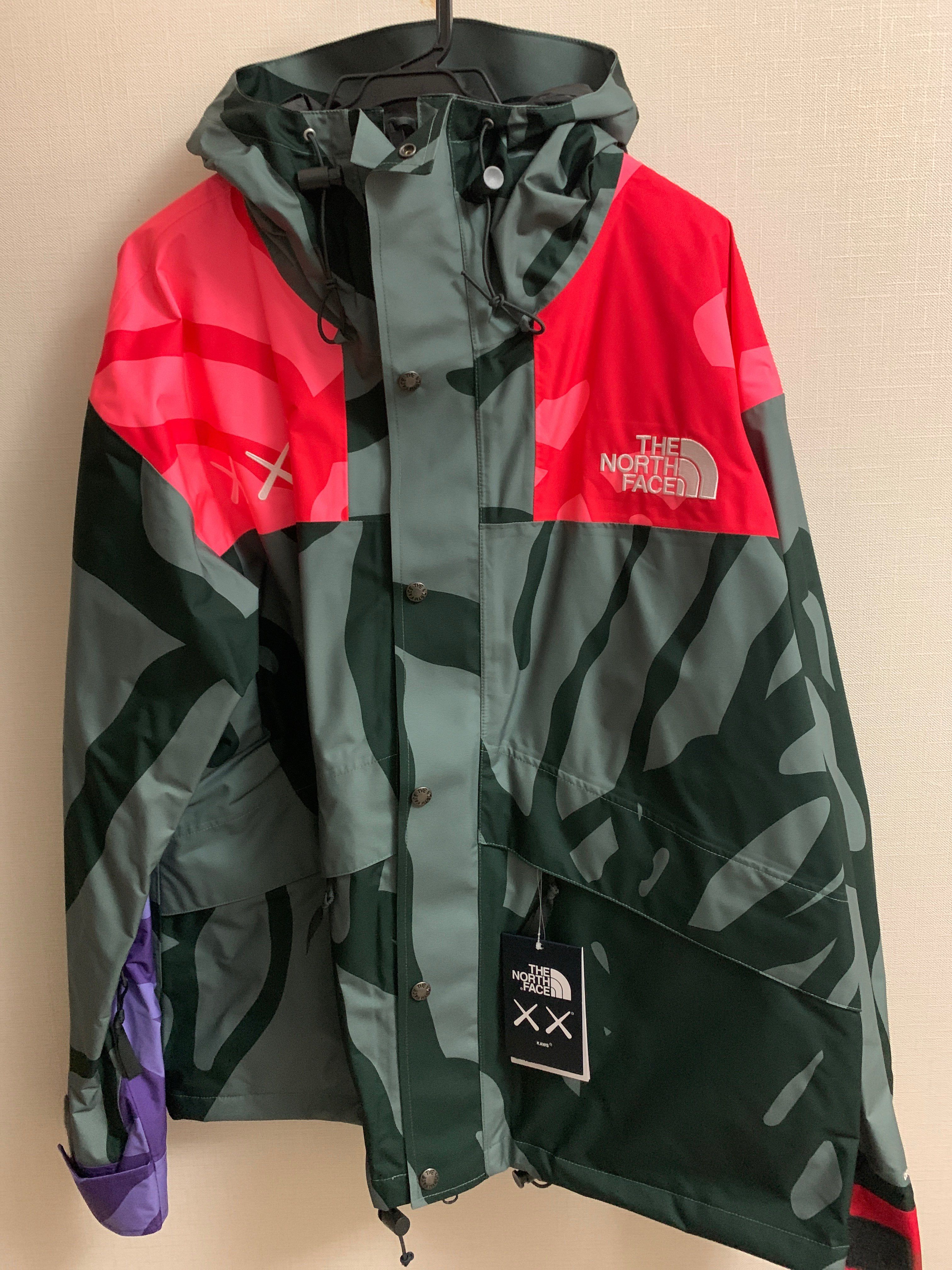 The North Face × Kaws Retro 1986 Mountain Jacket "Balsam Green"