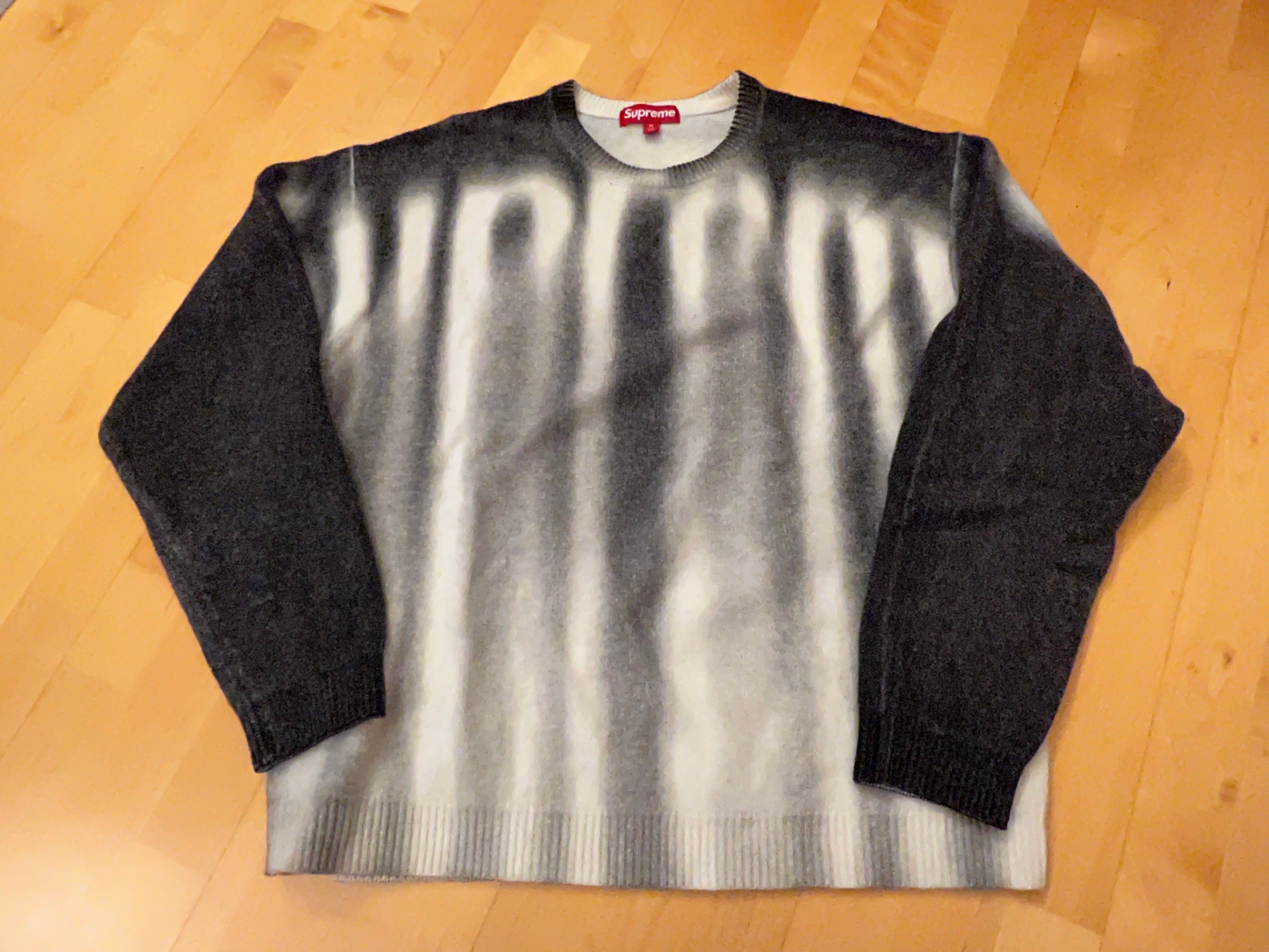 Supreme Blurred Logo Sweater "Black"