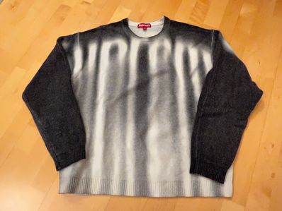 Supreme Blurred Logo Sweater "Black"