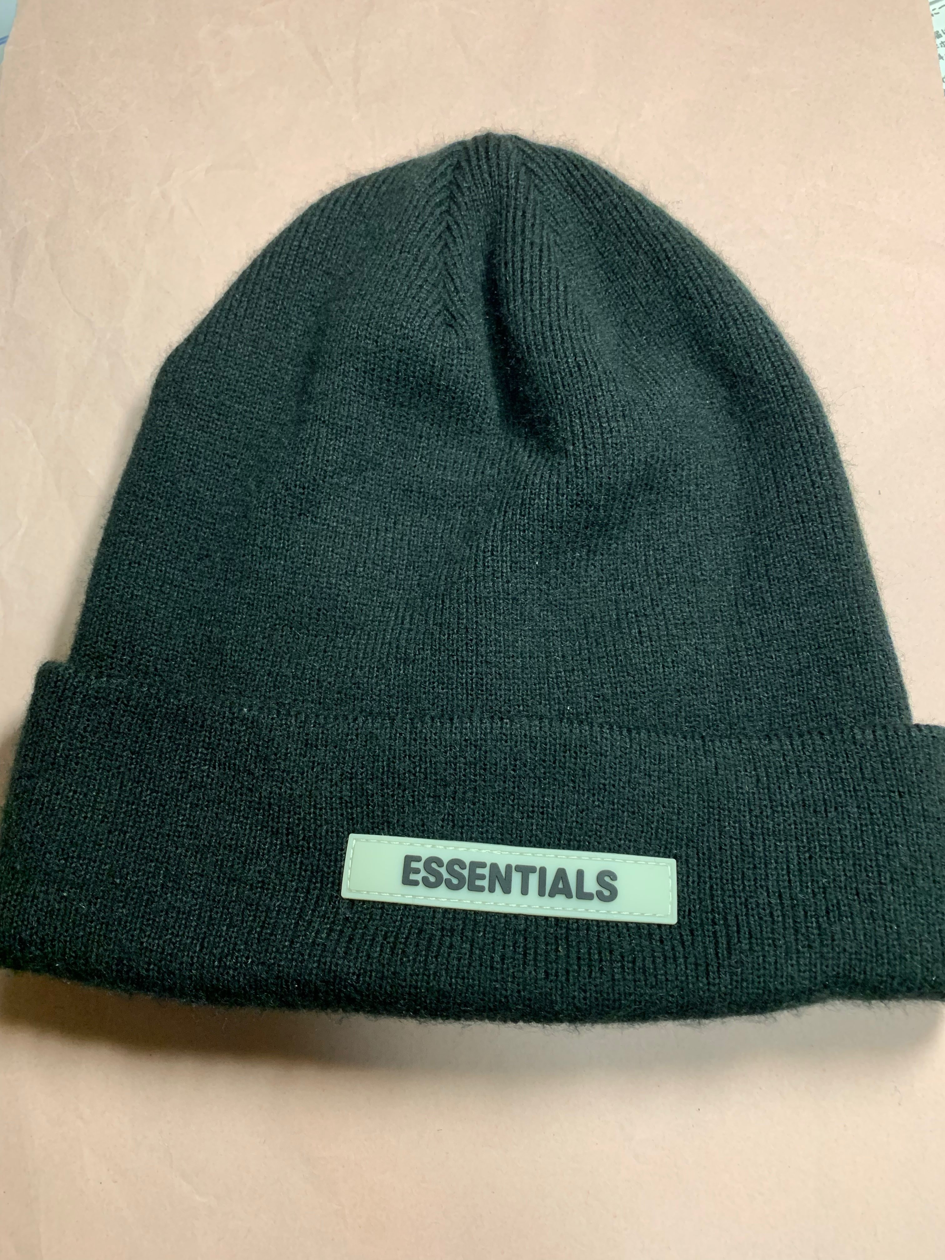 FEAR OF GOD ESSENTIALS Cuff Beanie "Black"
