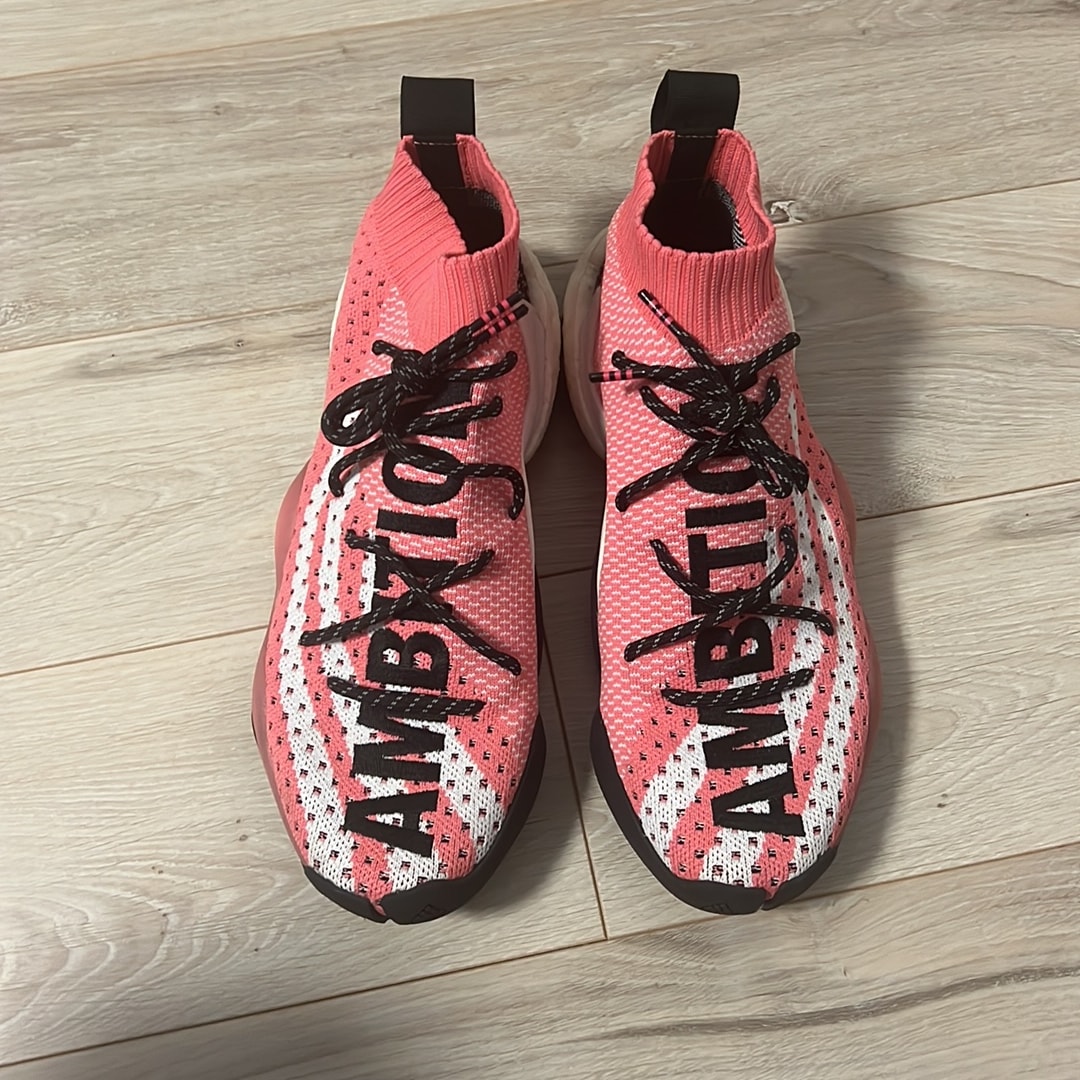 Pharrell Williams × adidas CRAZY BYM "PINK"