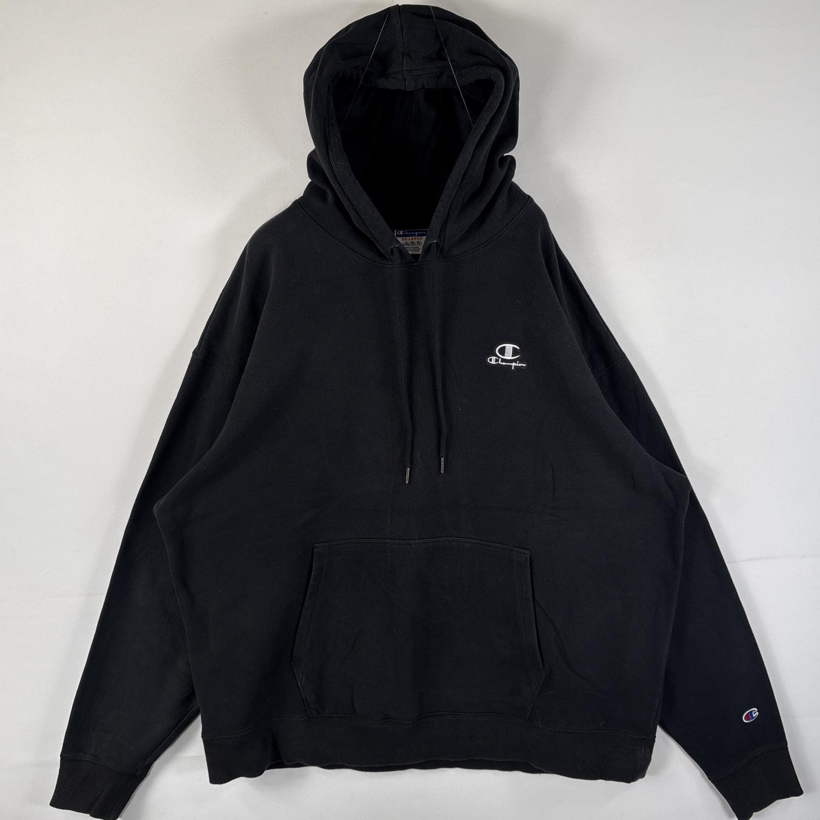 古着 チャンピオン Champion パーカー 大きいサイズ ワンポイントロゴ刺繍 マフポケット ワッペン 裏起毛 2X LARGE  ブラック メンズ