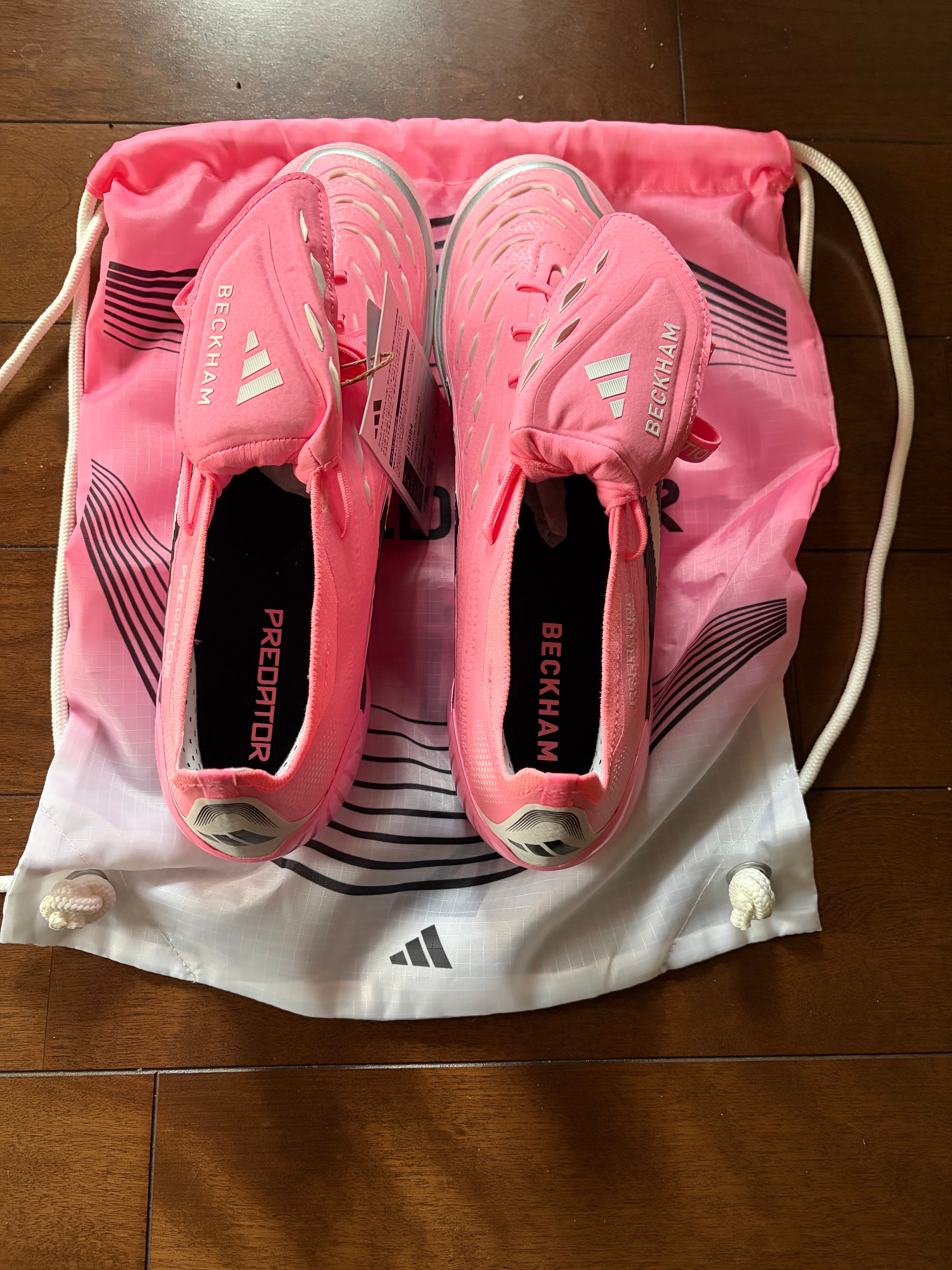 プレデターエリートFT FGベッカムモデル 新品未使用 箱無し 28.0