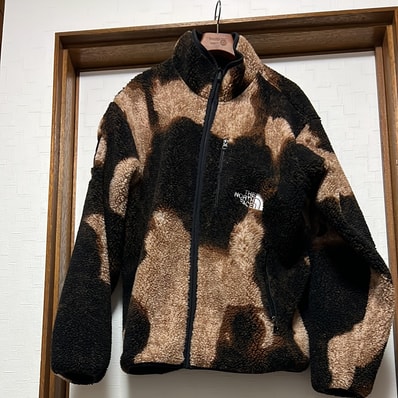 Supreme x The North Face Bleached Denim Print Fleece Jacket "Black"
