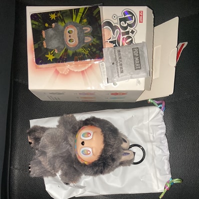 POP MART THE MONSTERS (LABUBU) Big into Energy Series Plush Pendant ID (Secret)