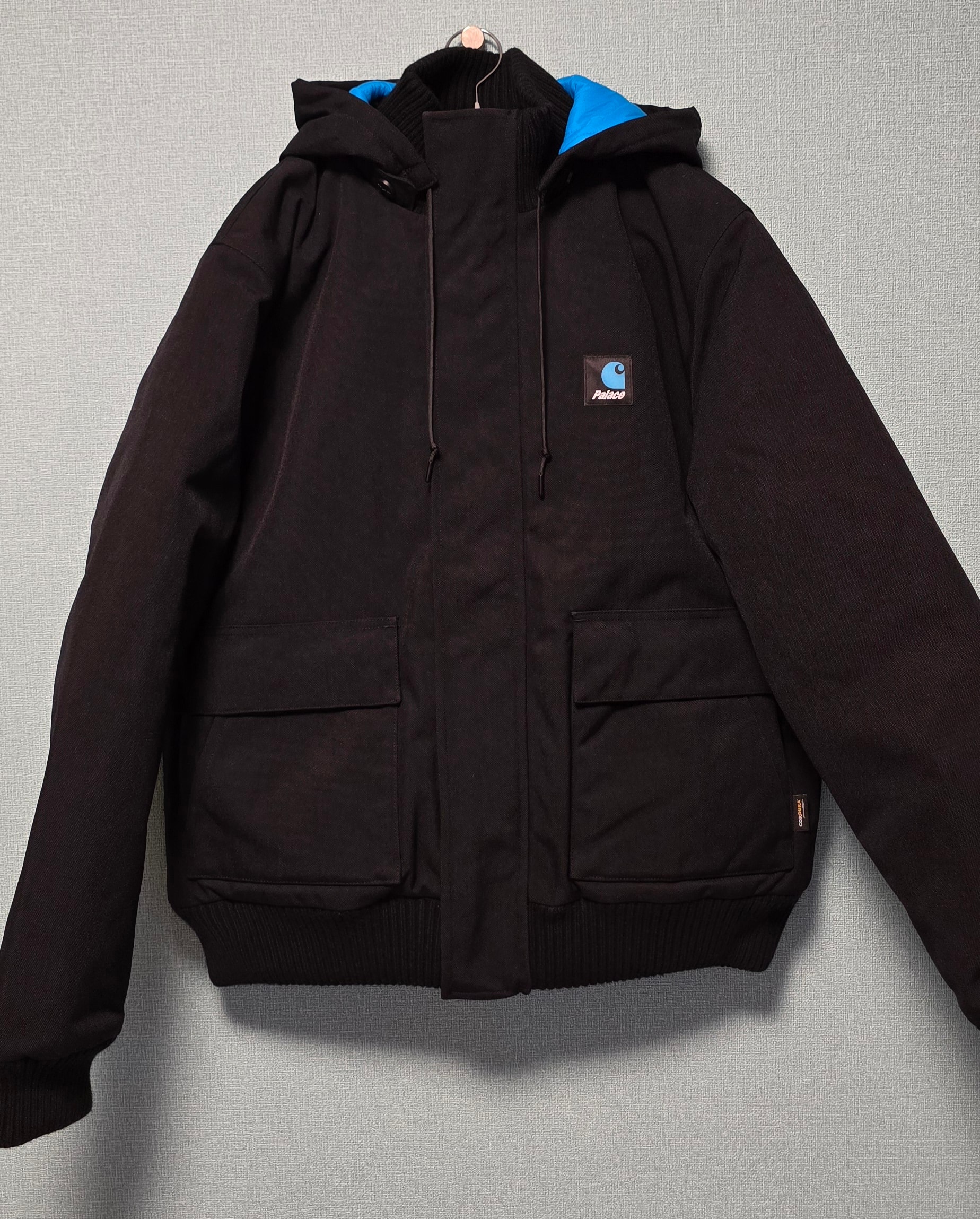 パレス x カーハートWIP レンジャージャケット "ブラック" I035336