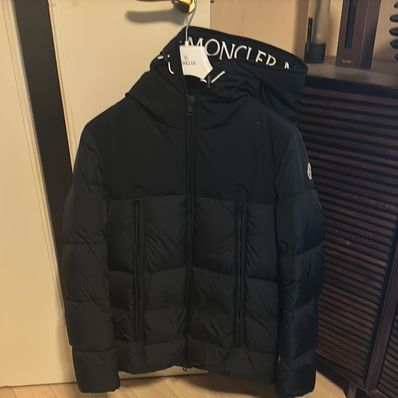 MONCLER Montcla Nylon Down Jacket "Black"