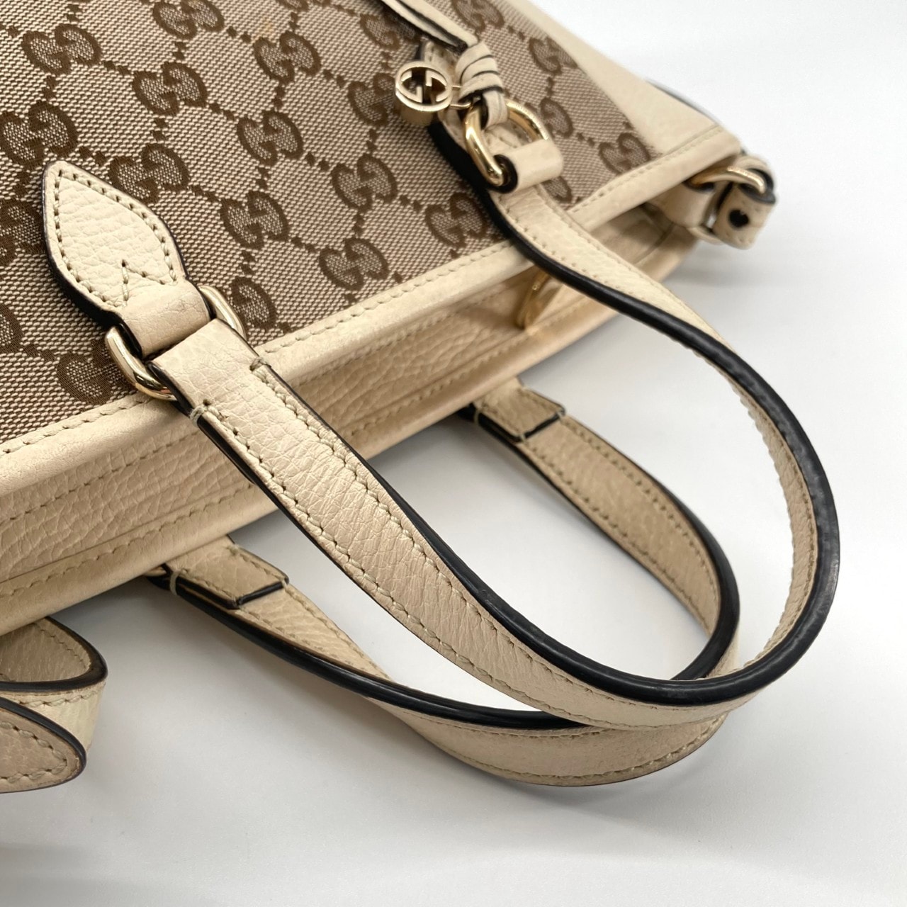 C (やや傷や汚れあり)】GUCCI（グッチ） ブリー サッチェル スモール