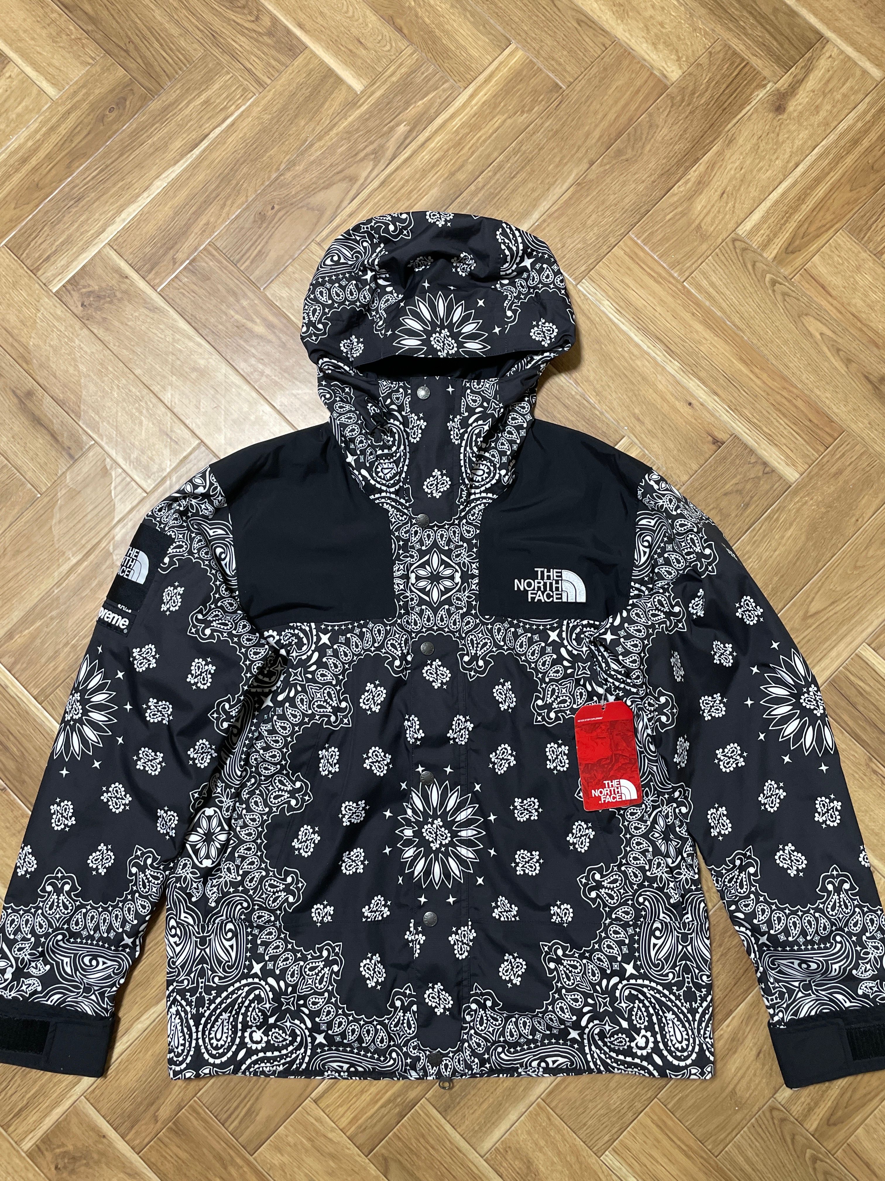 Supreme The North Face Bandana Mountain Parka "Black"