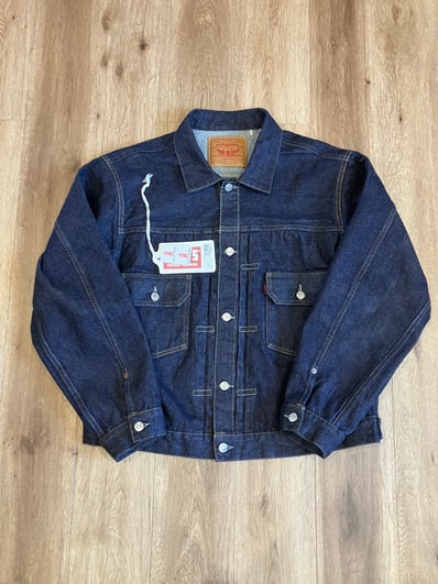 Levi's Vintage Clothing 1953 Type II Trucker Jacket "Rigid"