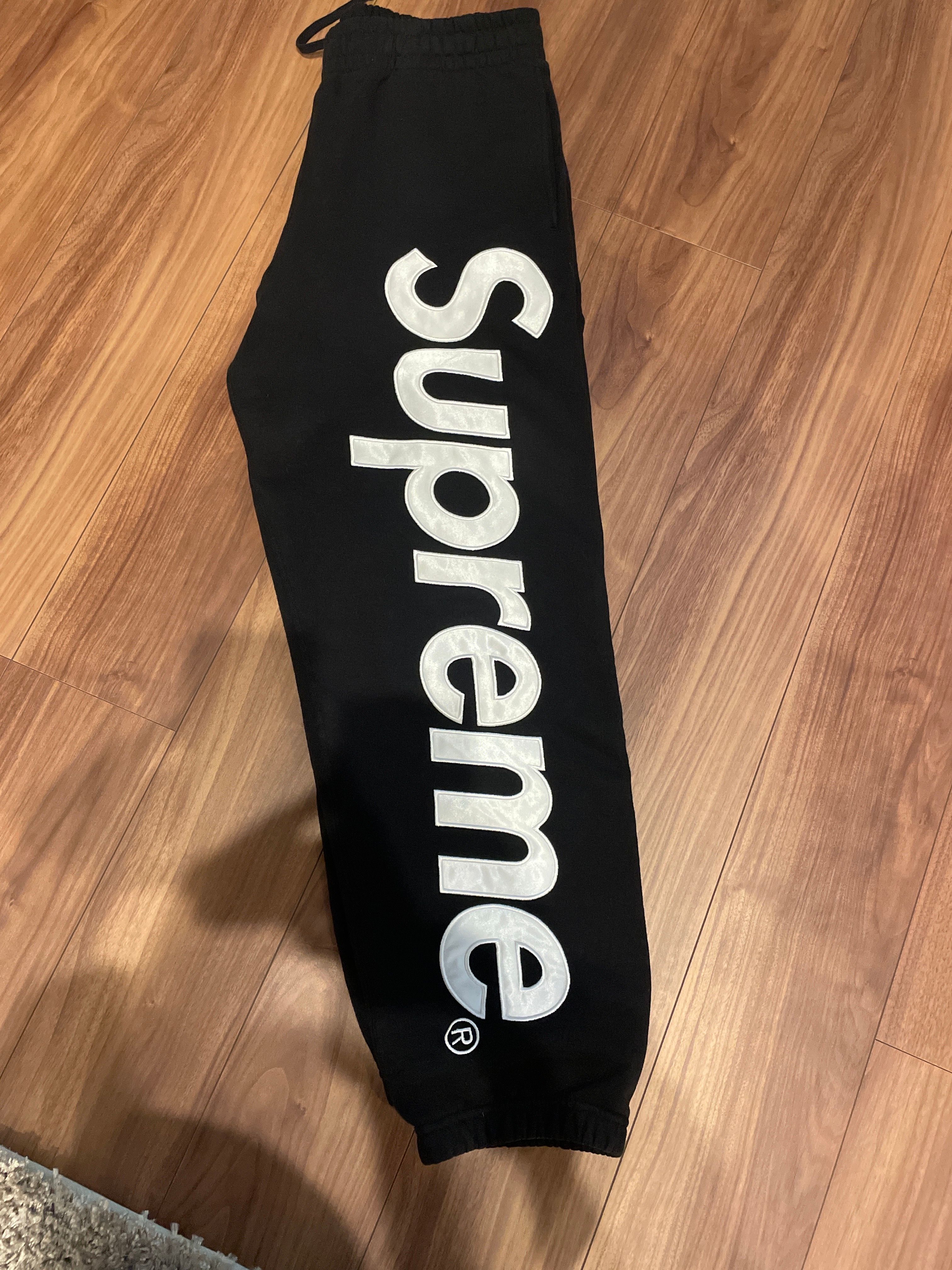 Supreme Satin Applique Sweatpant "Black" (24FW)