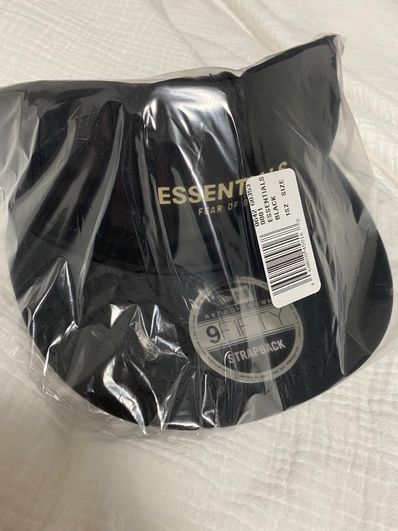 NEW ERA FEAR OF GOD ESSENTIALS RC 9FIFTY LOGO "Black"