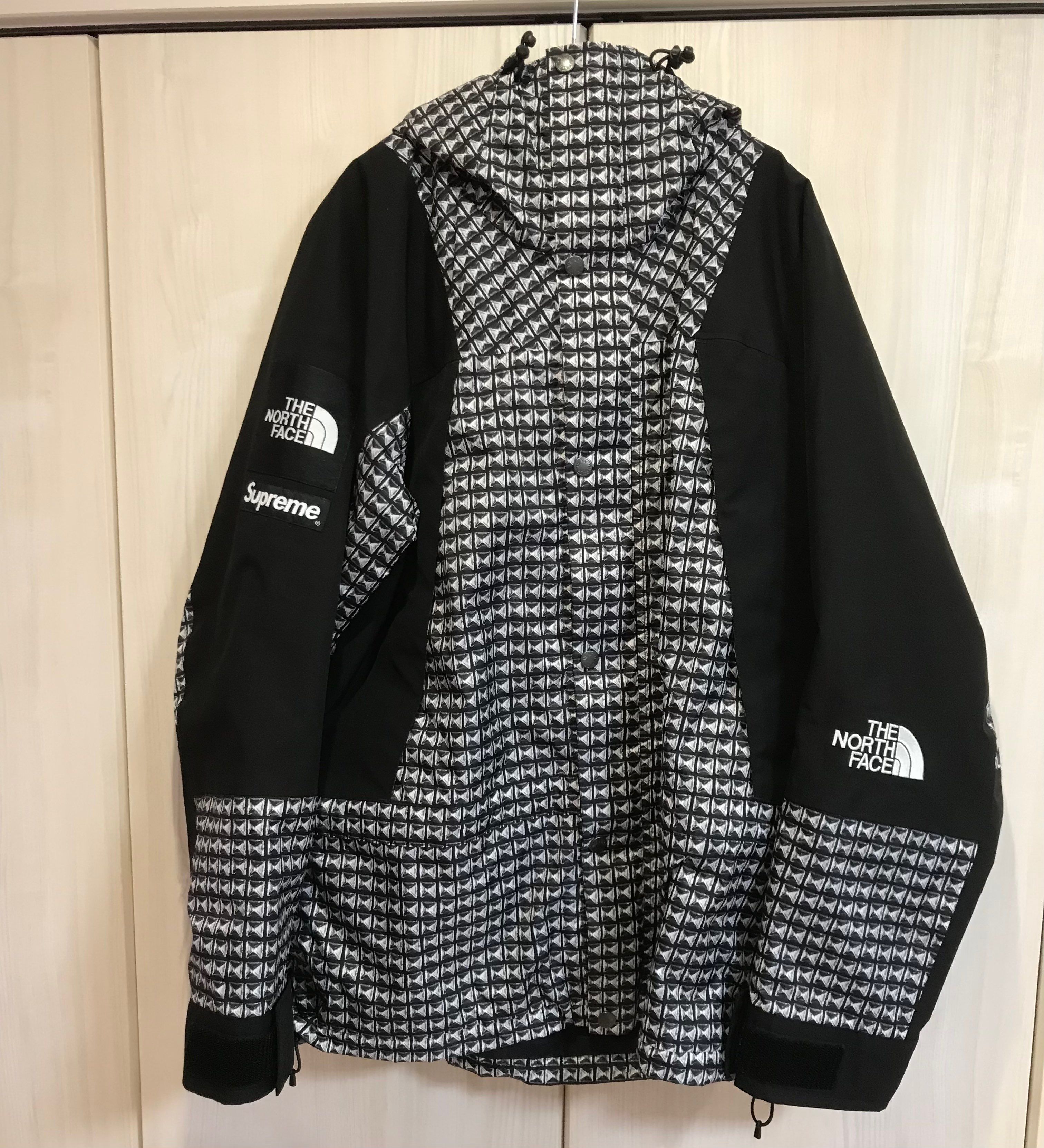 Supreme x The North Face Studded Mountain Light Jacket "Black"