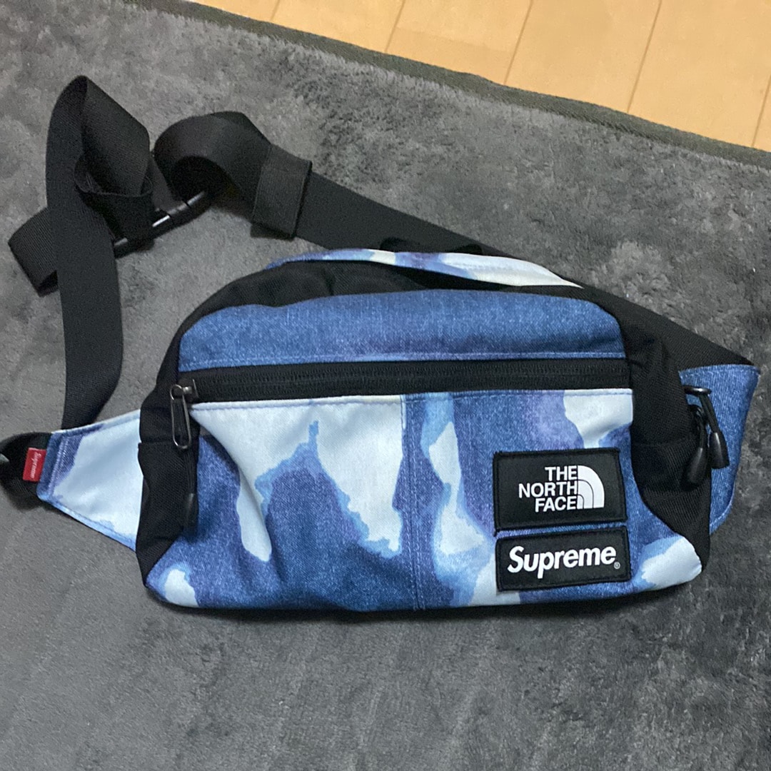 Supreme x The North Face Bleached Denim Print Roo II "Indigo"