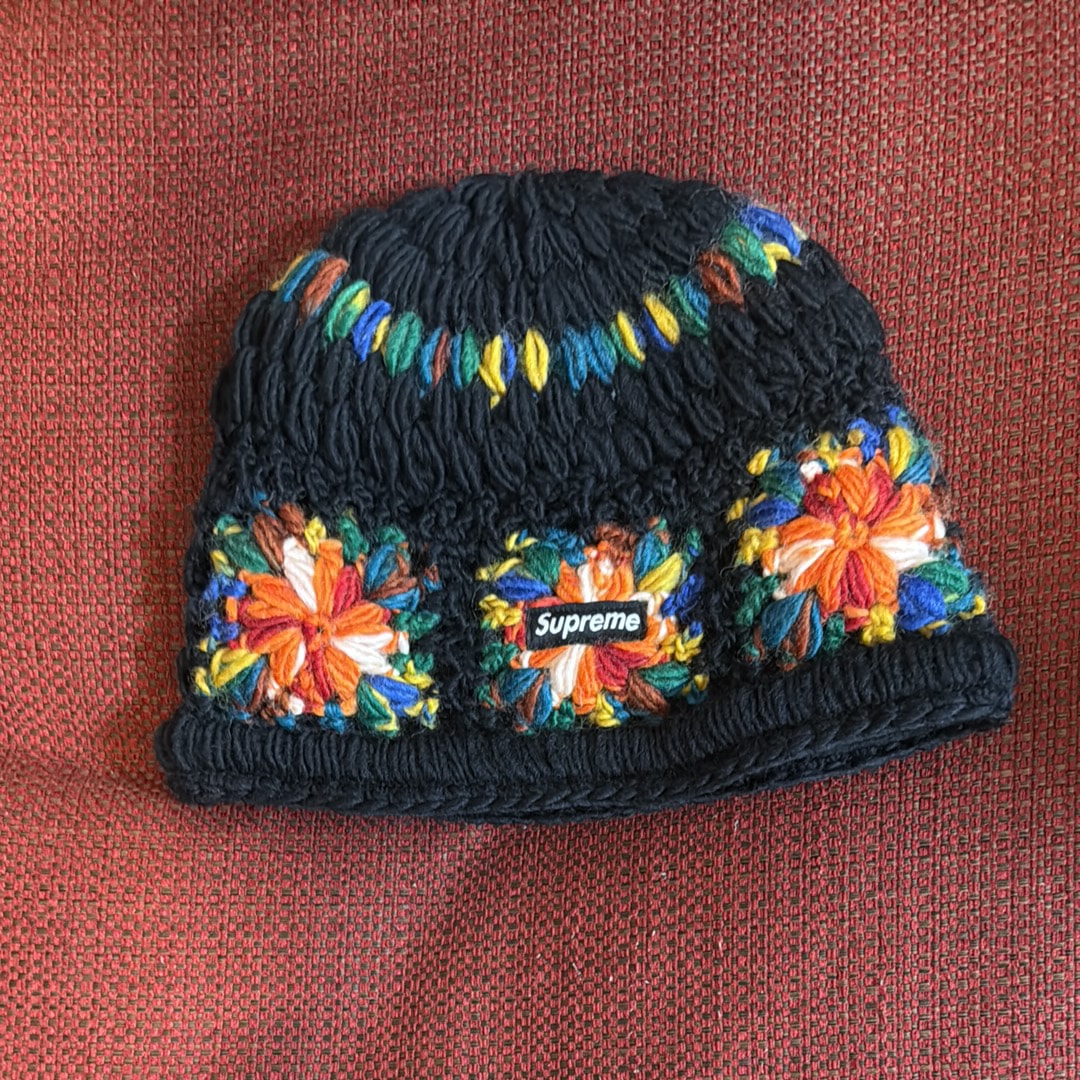 Supreme Crochet Beanie "Black"