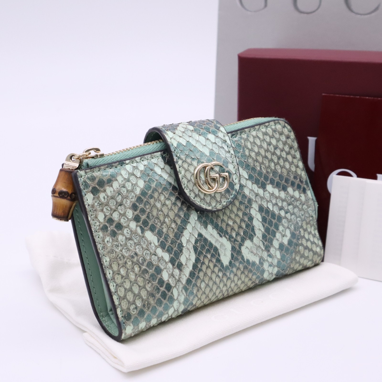 美品 GUCCI グッチ バンブー付き レザー パイソン ブルG ミディアム ウォレット 739498 二つ折り財布 グリーン パイソン レザー レディース