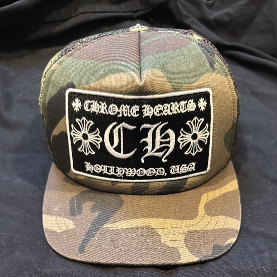 MFC STORE x made in KEY Iron Cross Crochet Hat 