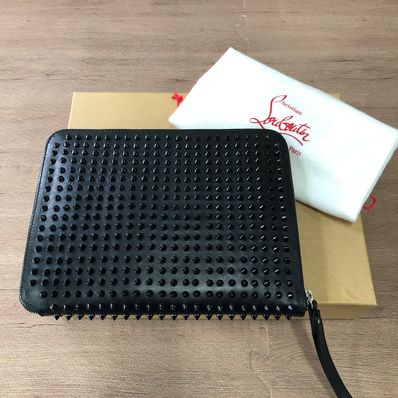 クリスチャンルブタン クラッチバッグ iPadケース