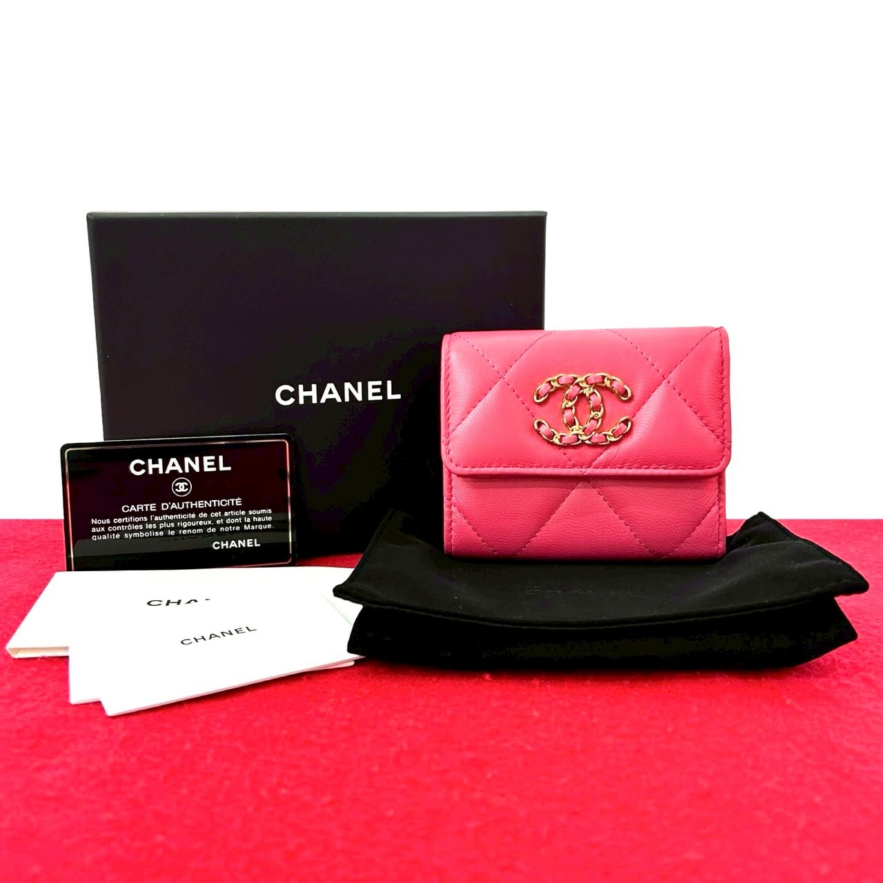 CHANEL シャネル ココマーク レザー 三つ折り財布 ピンク
 23234