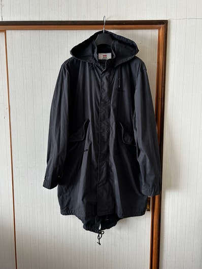 Supreme / AKIRA Fishtail Parka "Black"