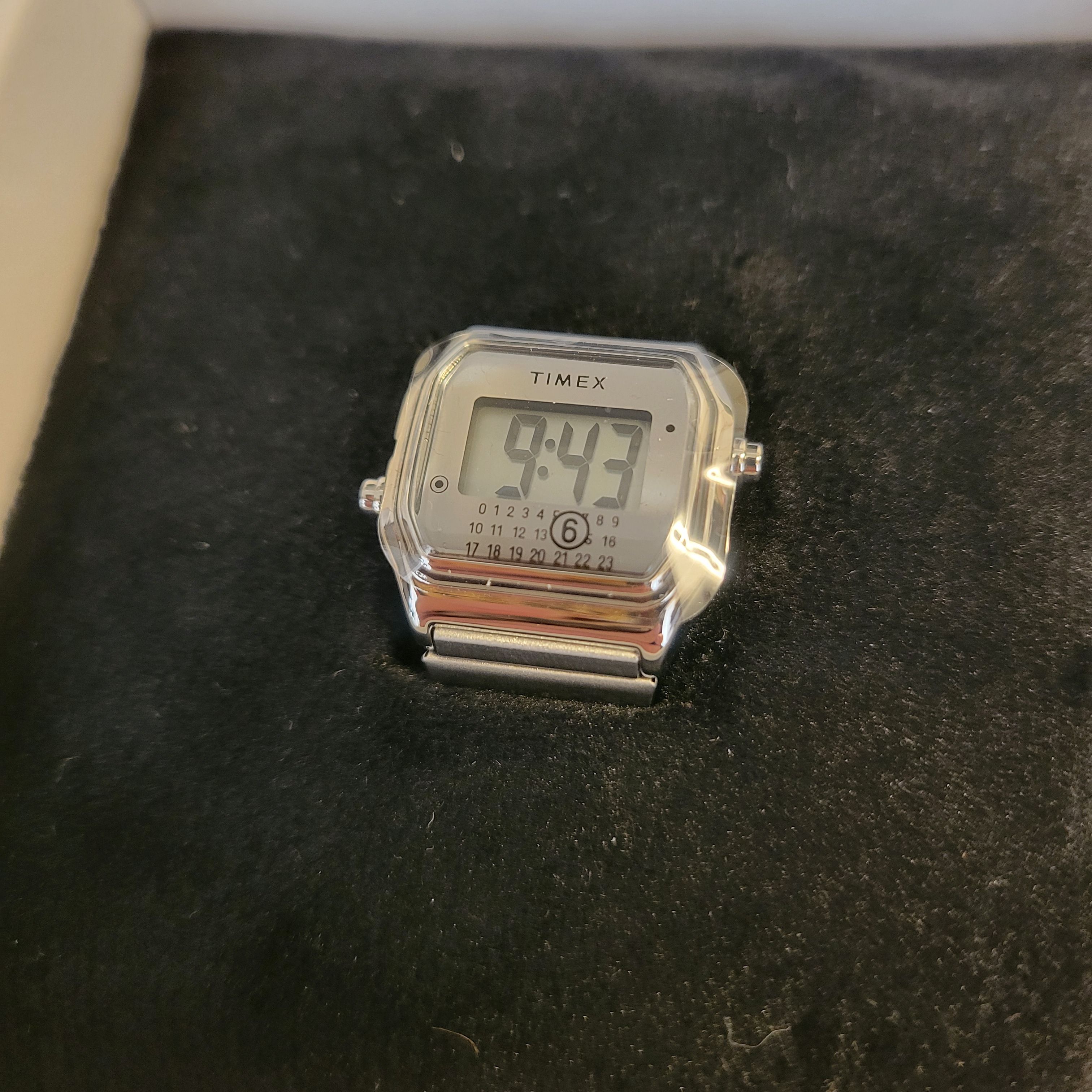 TIMEX x MM6 Maison Margiela T80 Ring Watch "Silver"