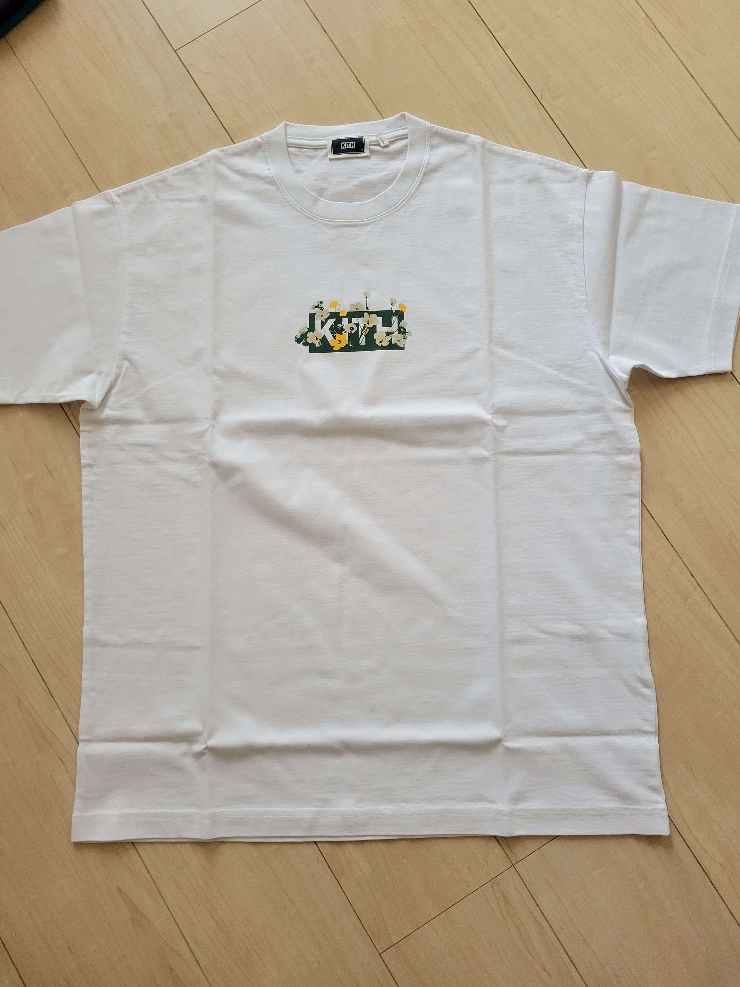 KITH フローラルBOXロゴ