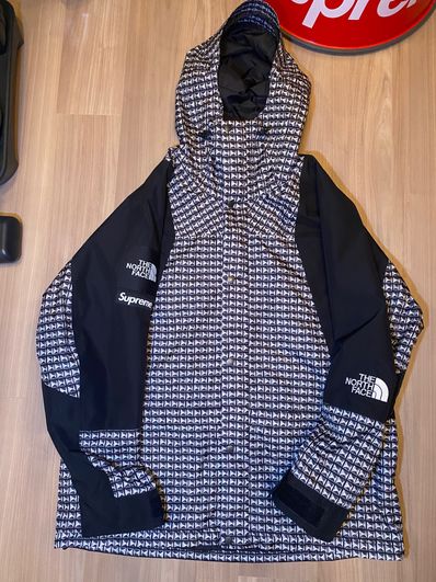 Supreme x The North Face Studded Mountain Light Jacket "Black"