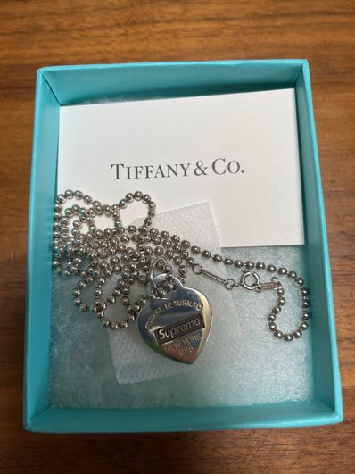 Supreme / Tiffany & Co. Return to Tiffany Heart Tag Pendant "Silver"