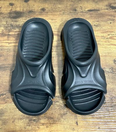 【新品】BALENCIAGA(バレンシアガ)サンダル