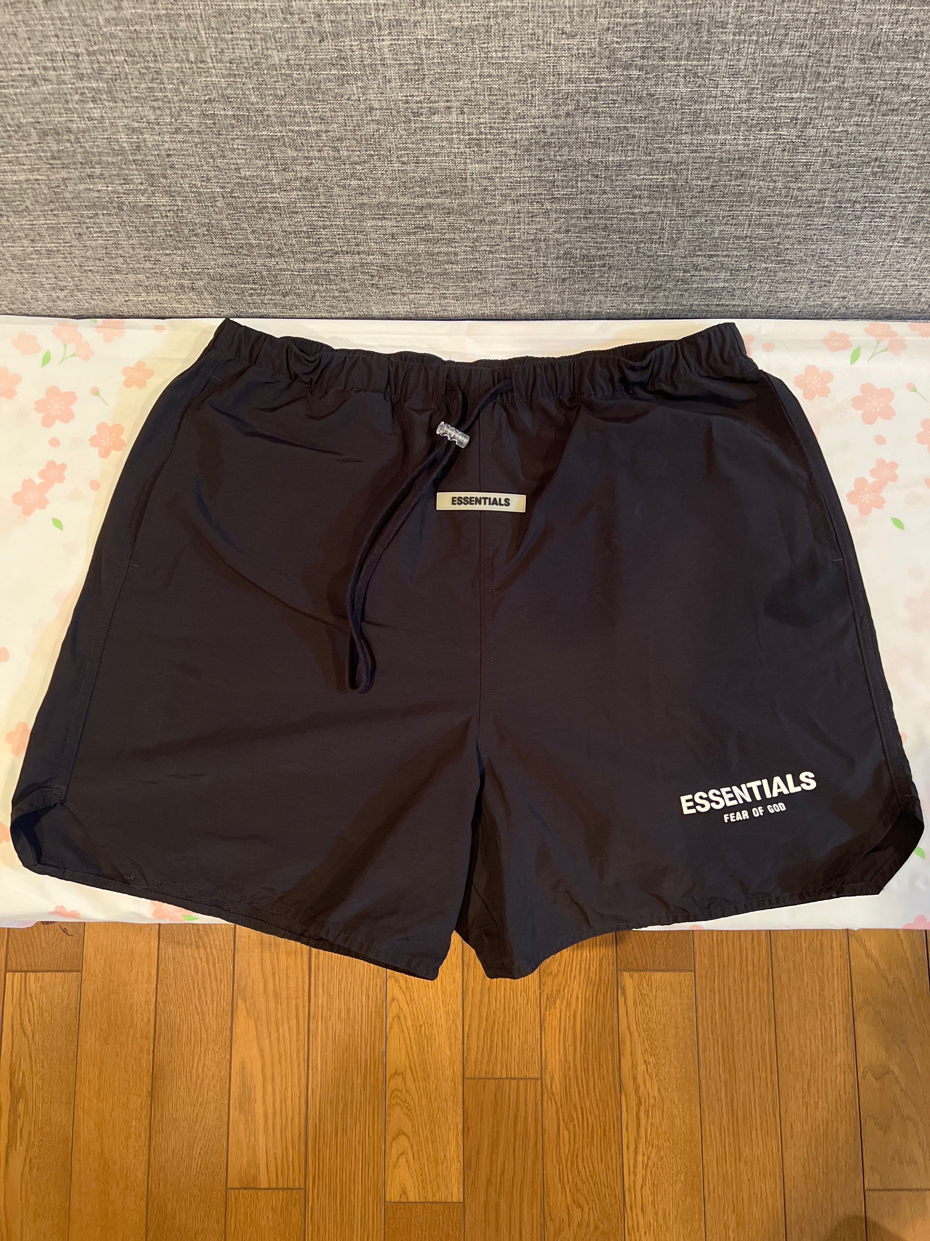FEAR OF GOD ESSENTIALS Volley Shorts "Black"