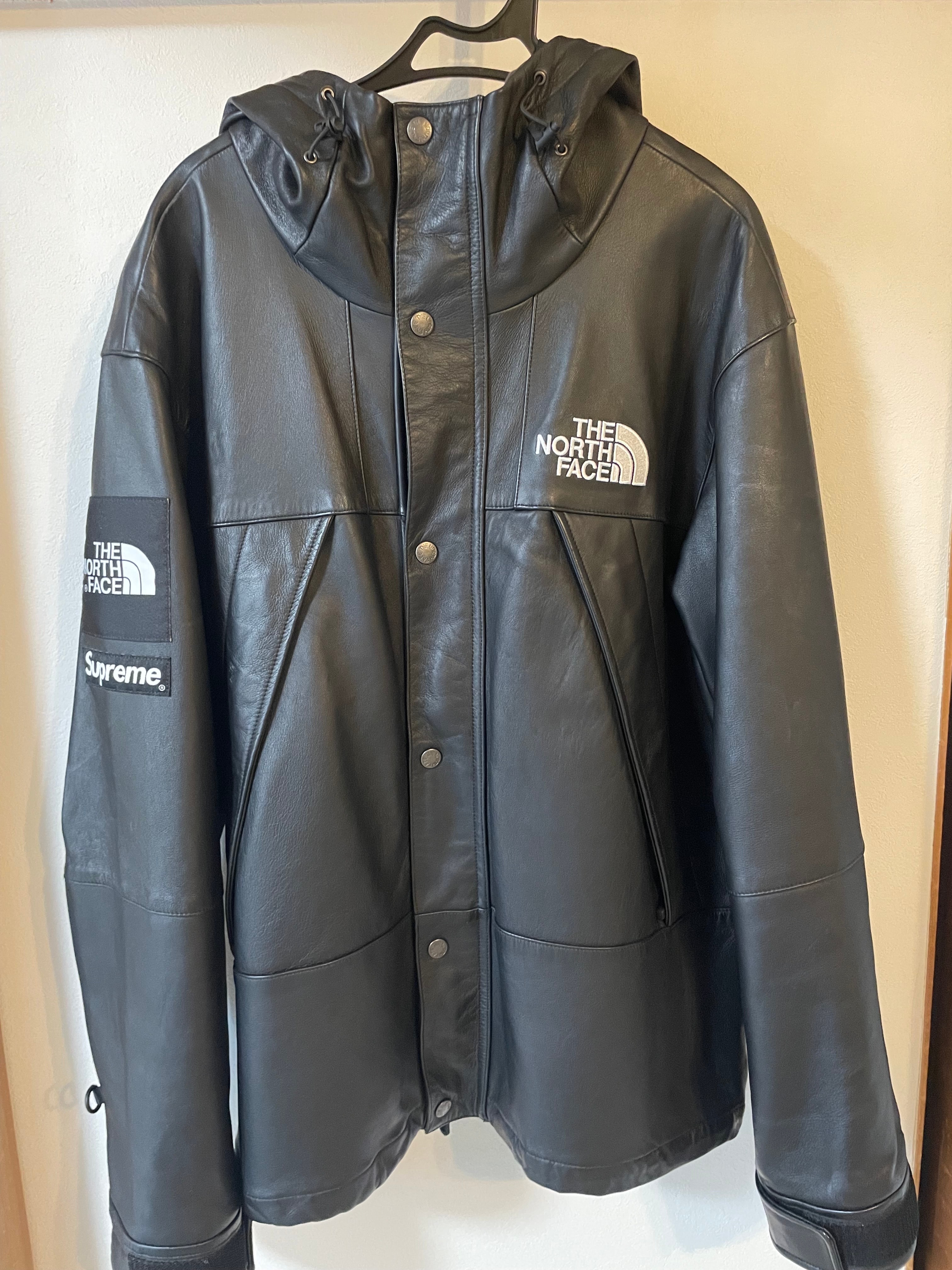 Supreme x The North Face Bleached Denim Print Mountain Jacket