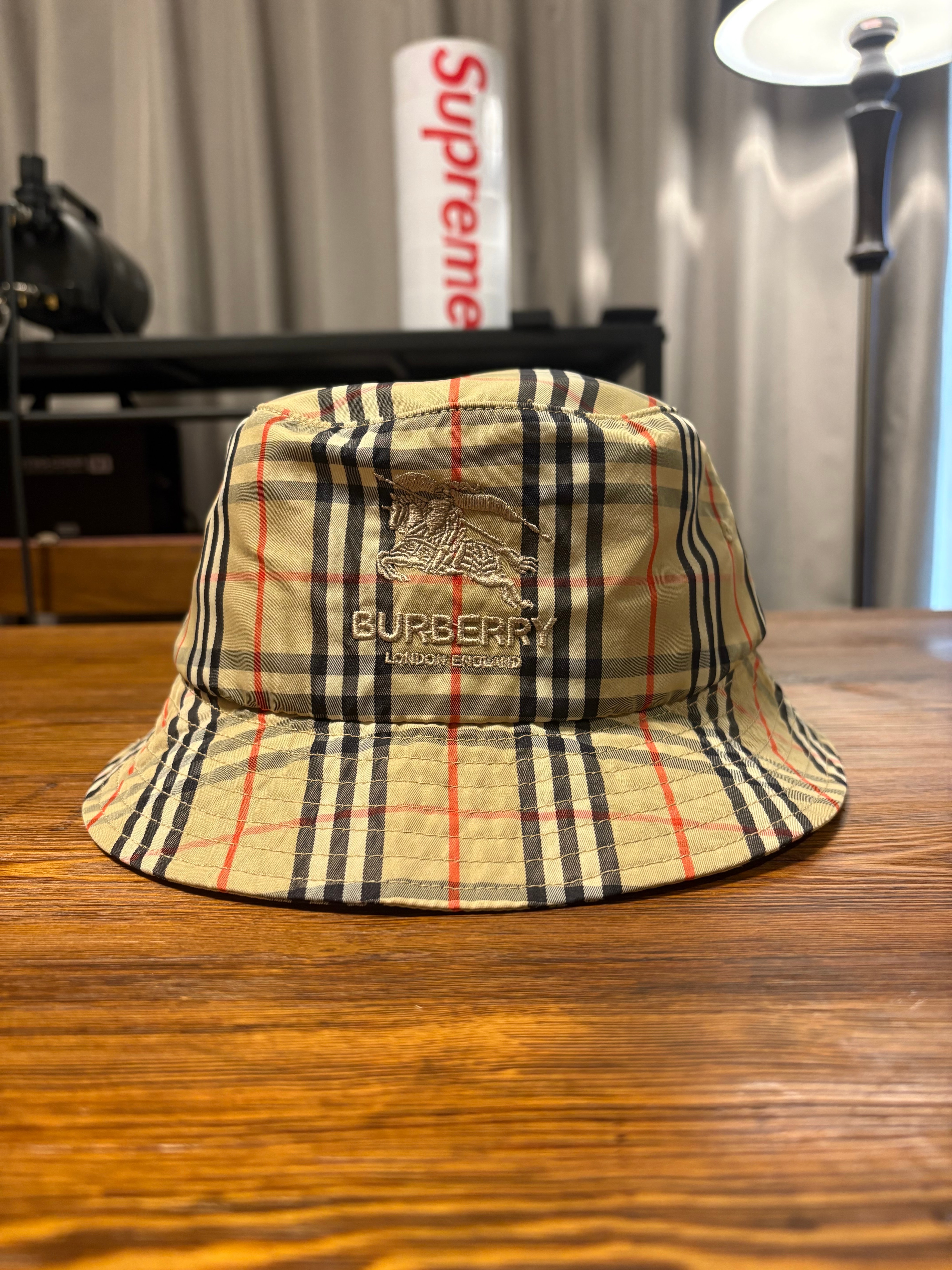 Supreme / Burberry Crusher "Beige"