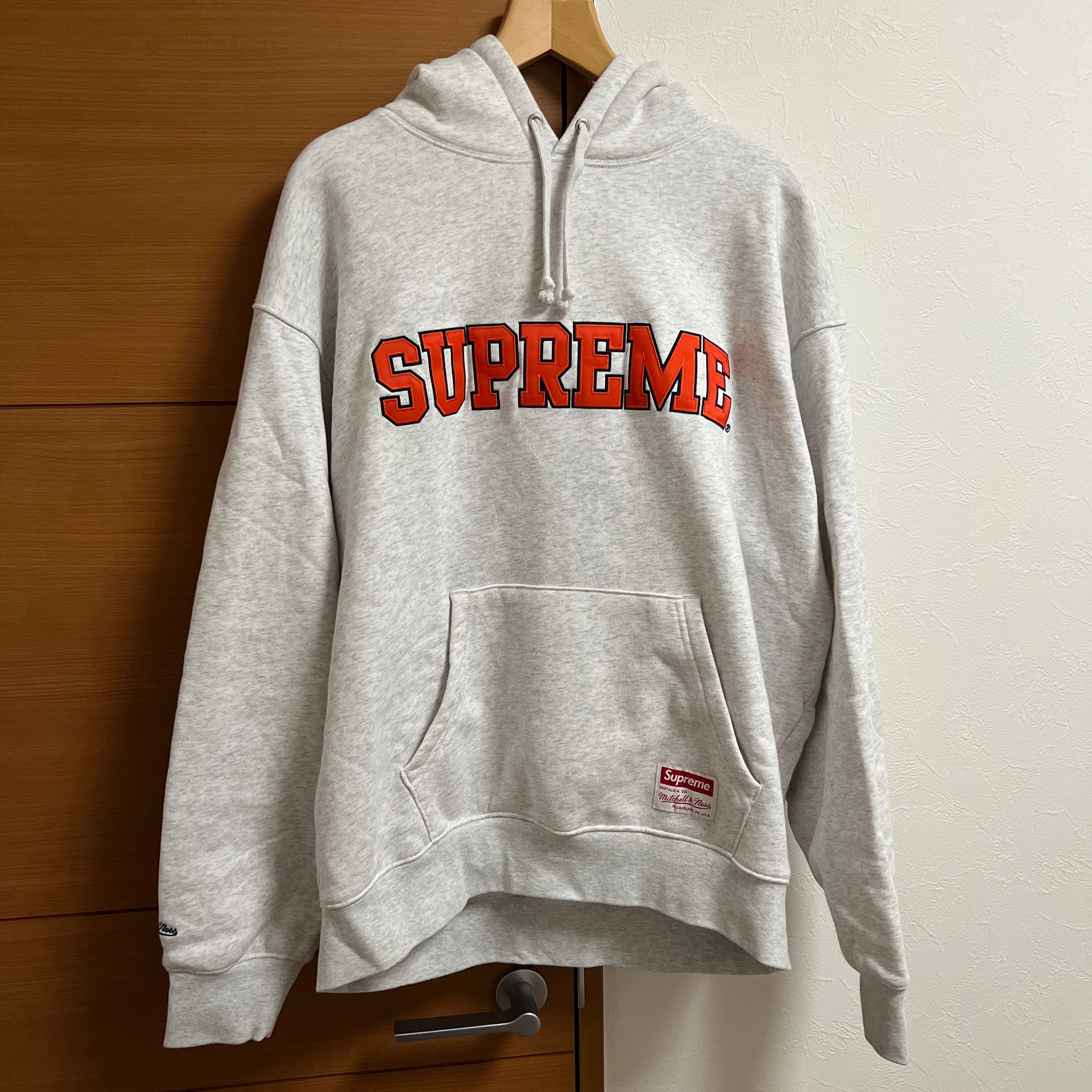 Supreme x Mitchell & Ness NCAA Hooded Sweatshirt "Ash Grey"