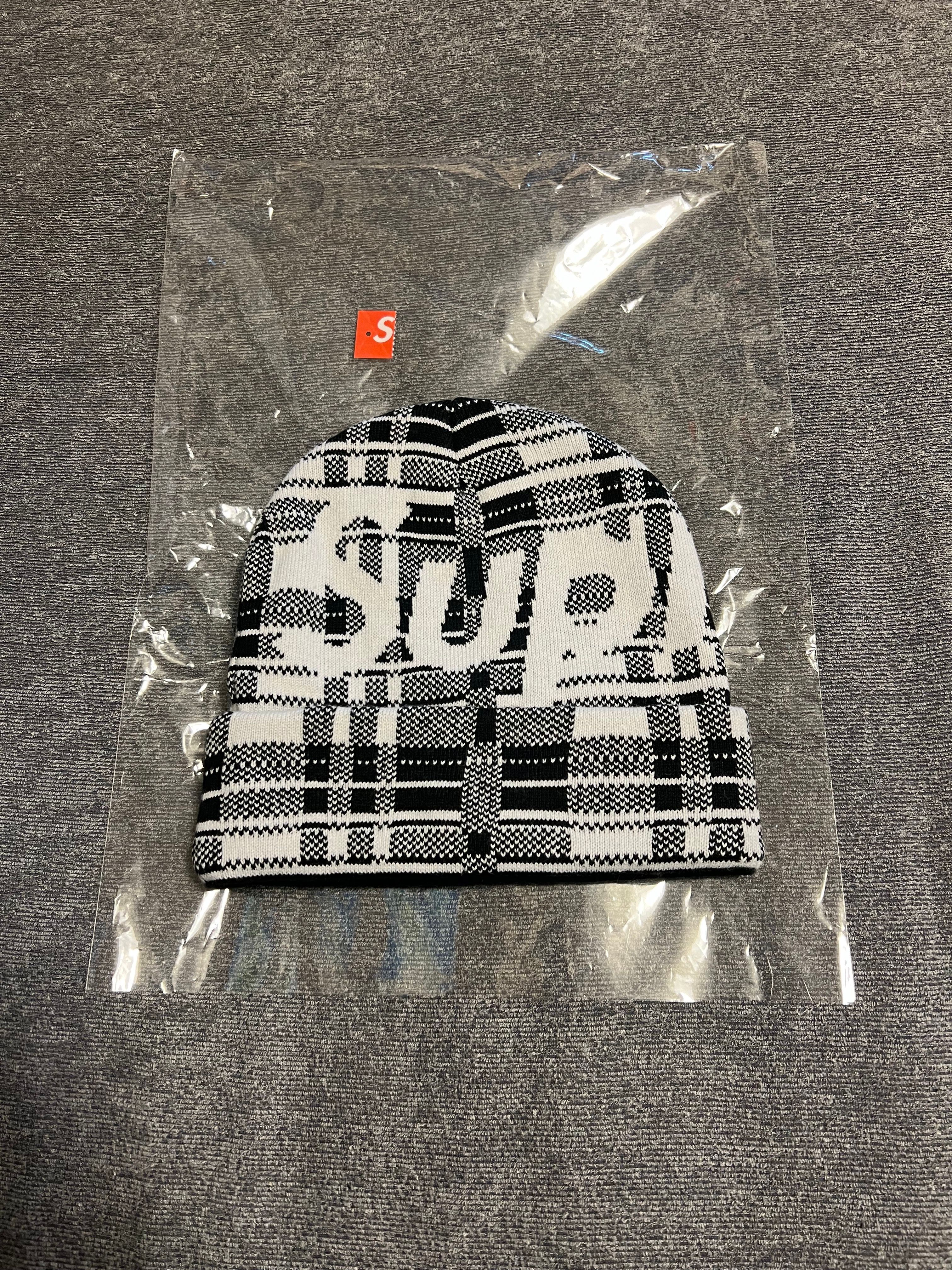 Supreme Big Logo Beanie "White Plaid" (23FW)