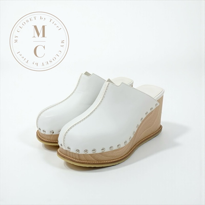 エルメス HERMES アース サンダル 靴 シューズ レザー ホワイト ベージュ シルバー サボ スタッズ ウェッジソール ミュール ウッド