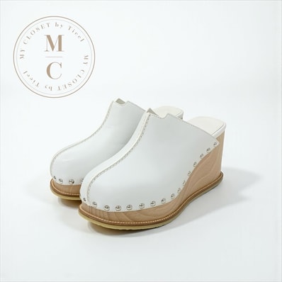 エルメス HERMES アース サンダル 靴 シューズ レザー ホワイト ベージュ シルバー サボ スタッズ ウェッジソール ミュール ウッド