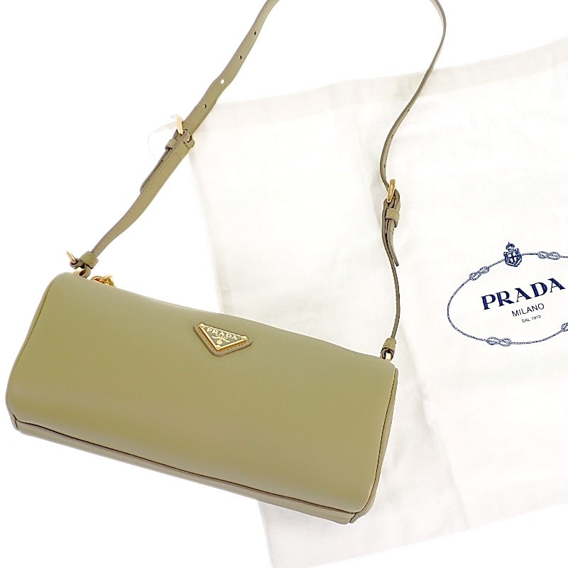 プラダ PRADA レザーポーチ 1BC239 ショルダーバッグ ハンドバッグ レザー グリーン カーキ ゴールド金具 レディース【中古】【Aランク】