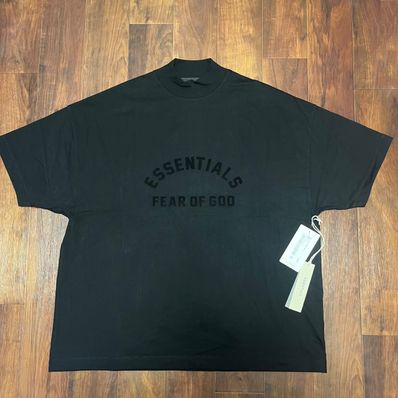 FEAR OF GOD ESSENTIALS Tee "Black"