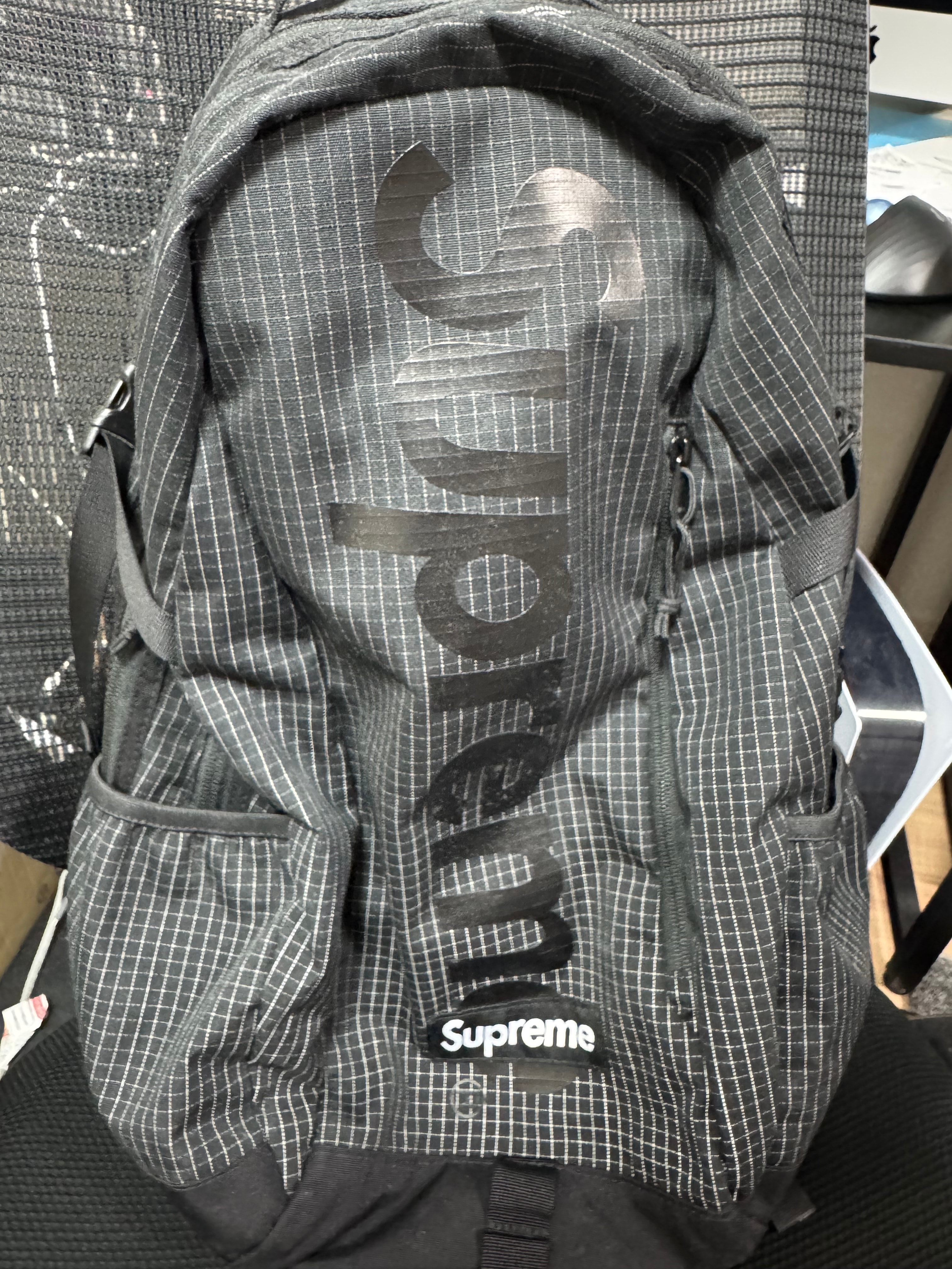 シュプリーム バックパック "ブラック" (24SS)