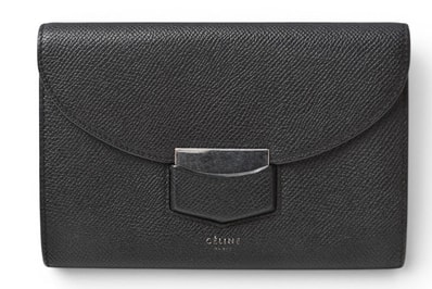 セリーヌ 二つ折り財布 CELINE トロッター ミディアム フラップ マルチファンクション 10875 ブラック レザー【中古】