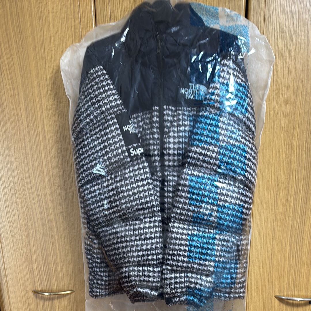 Supreme x The North Face Studded Nuptse Jacket "Black"