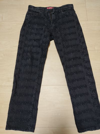 Supreme Frayed Logos Regular Jean "Black"