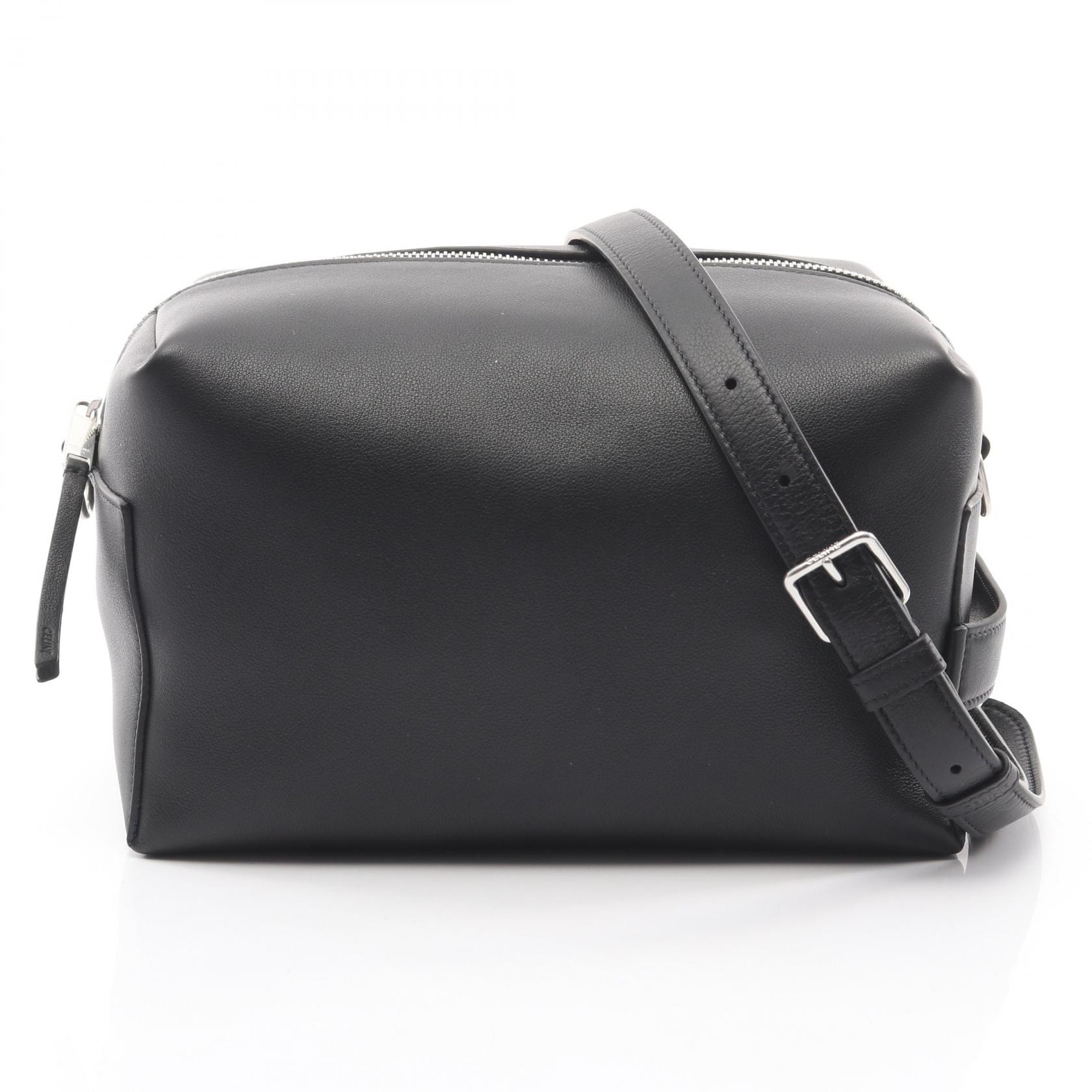 セリーヌ CELINE メッセンジャーバッグ テイク アウェイ ショルダーバッグ バッグ レザー メンズ ブラック系 L10032M9638SI 【新品】