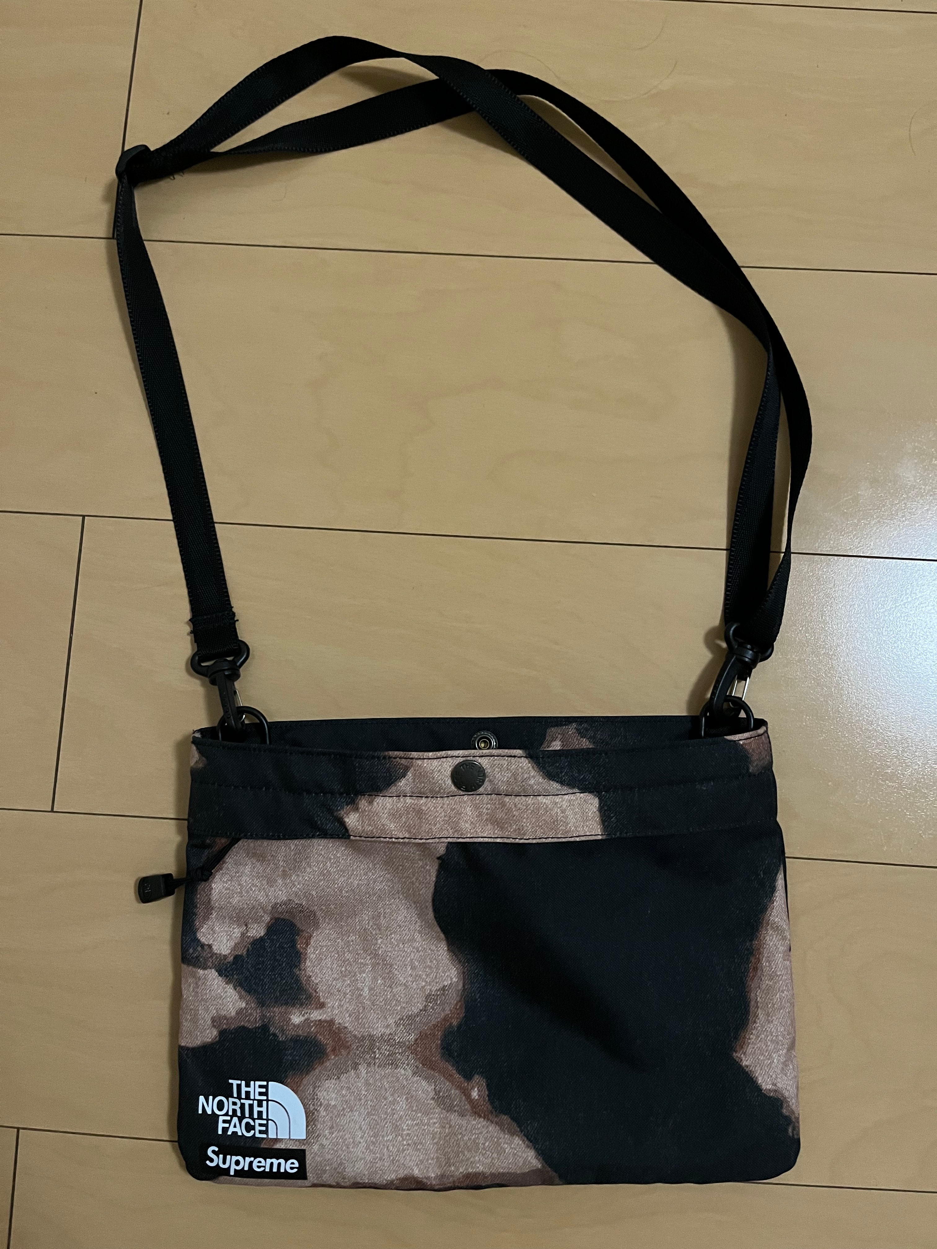 Supreme x The North Face Bleached Denim Print Shoulder Bag "Black"