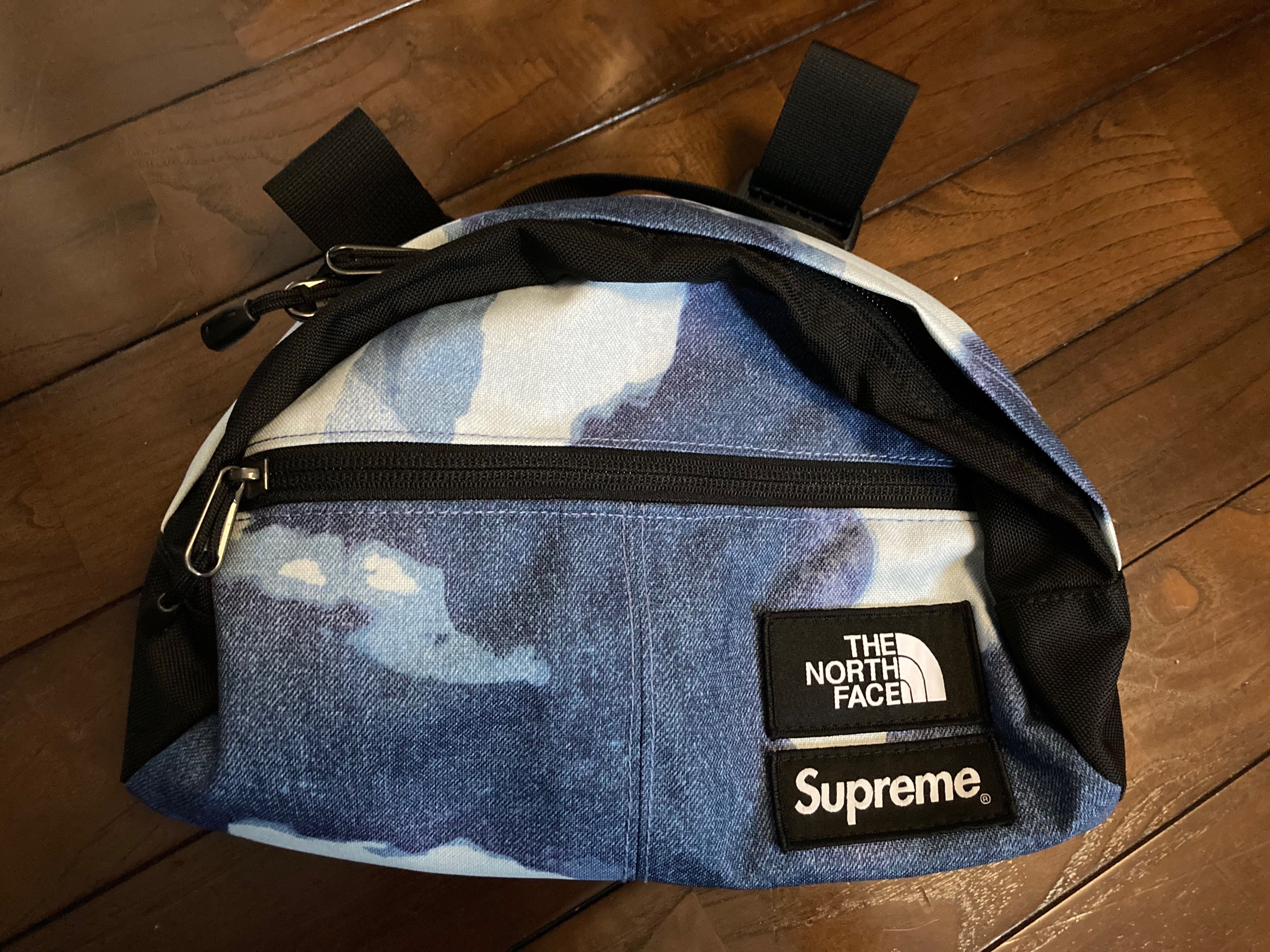 Supreme x The North Face Bleached Denim Print Roo II "Indigo"