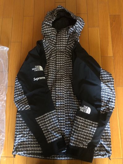 Supreme x The North Face Studded Mountain Light Jacket "Black"