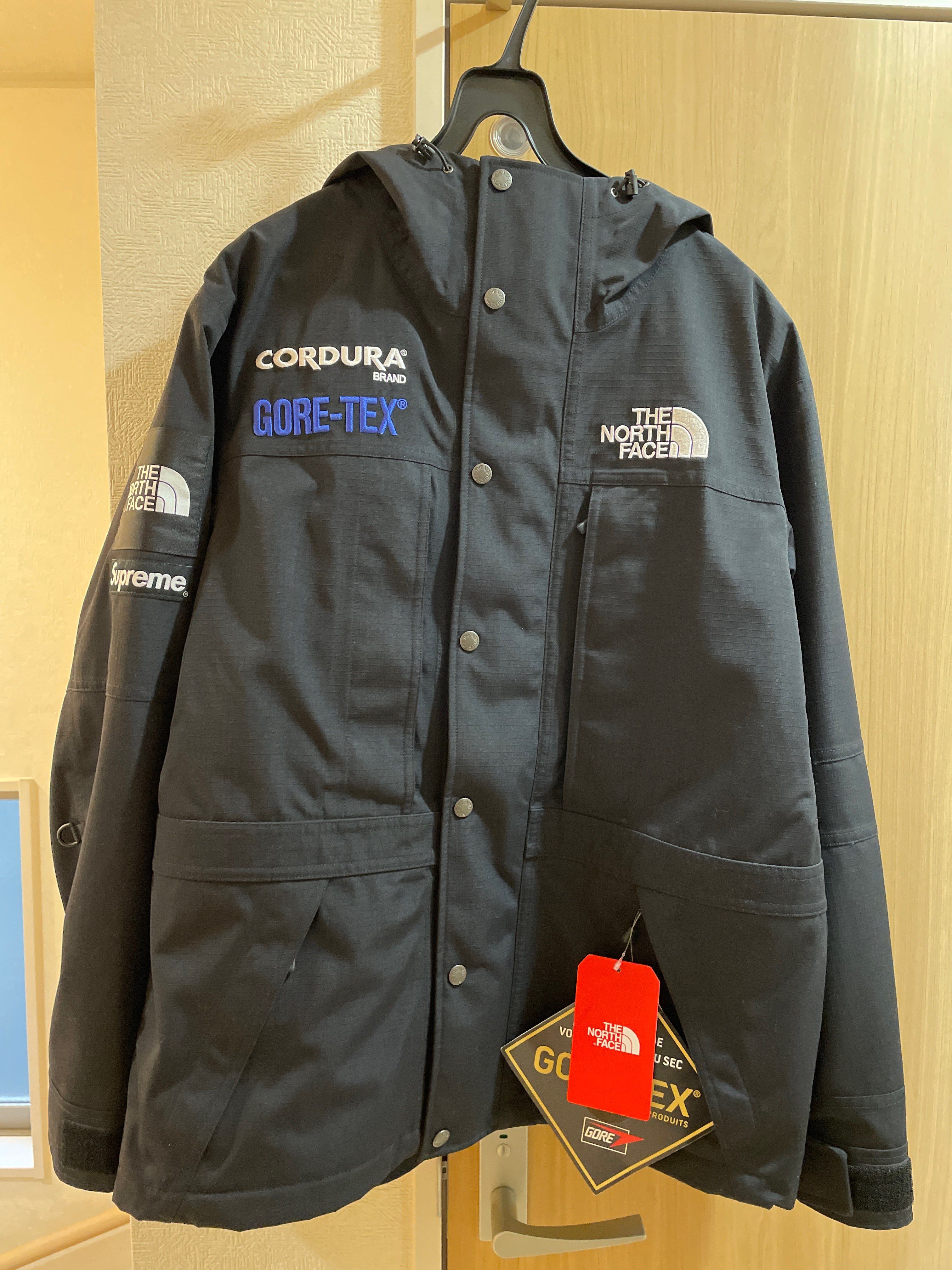 Supreme x The North Face Expedition Jacket "Black"